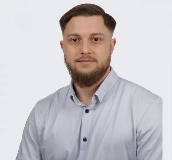 dacom mitarbeiter